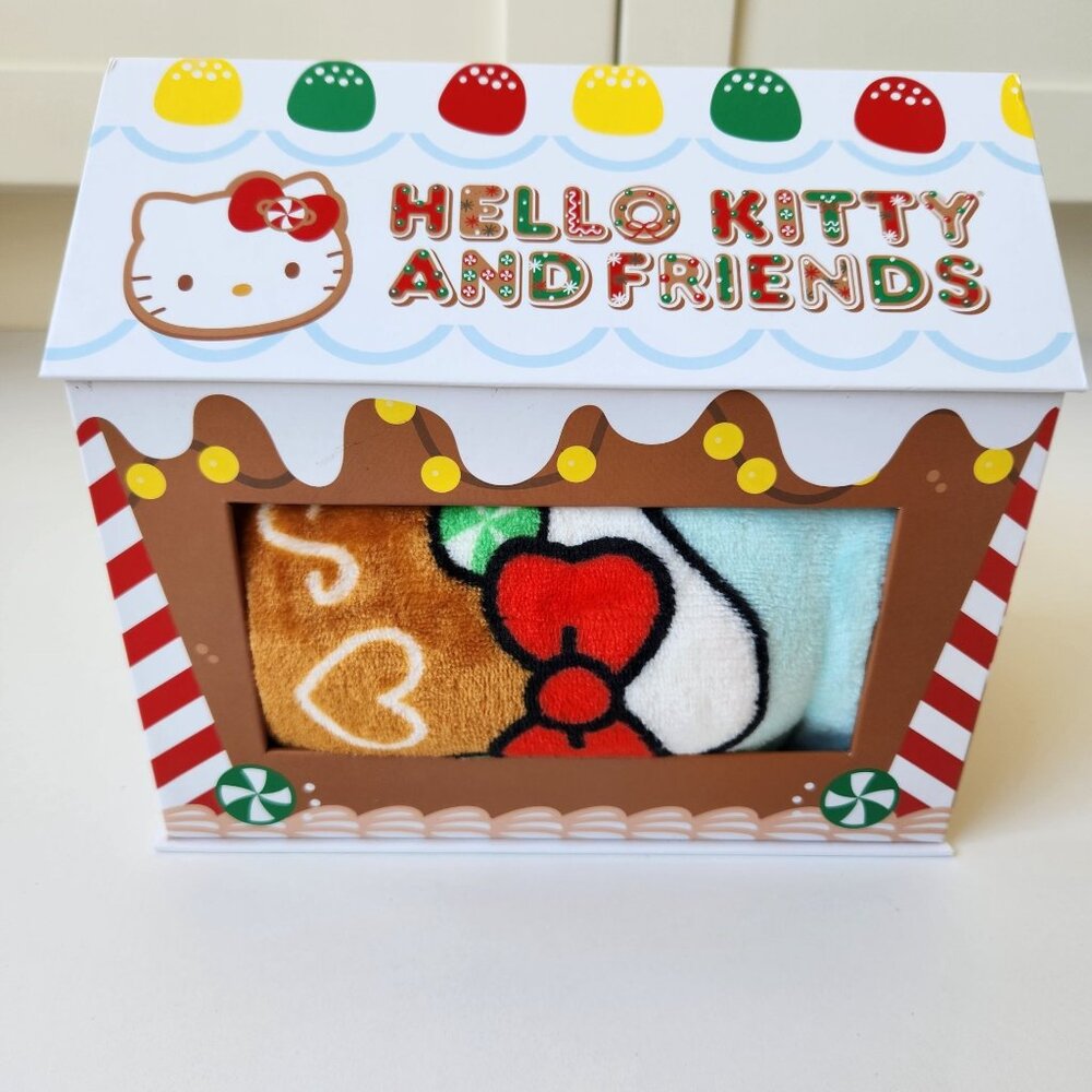 Hello Kitty And Friends Holiday Blanket Soft Fleece Throw Christmas Gingerbread